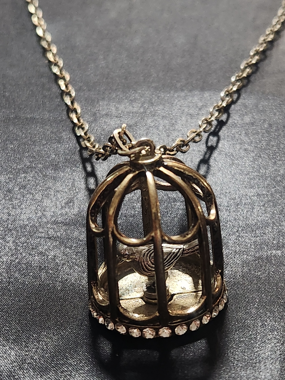 Vintage Style Gold Tone Birdcage Pendant Necklace Rhinestone Bird In Cage Locket